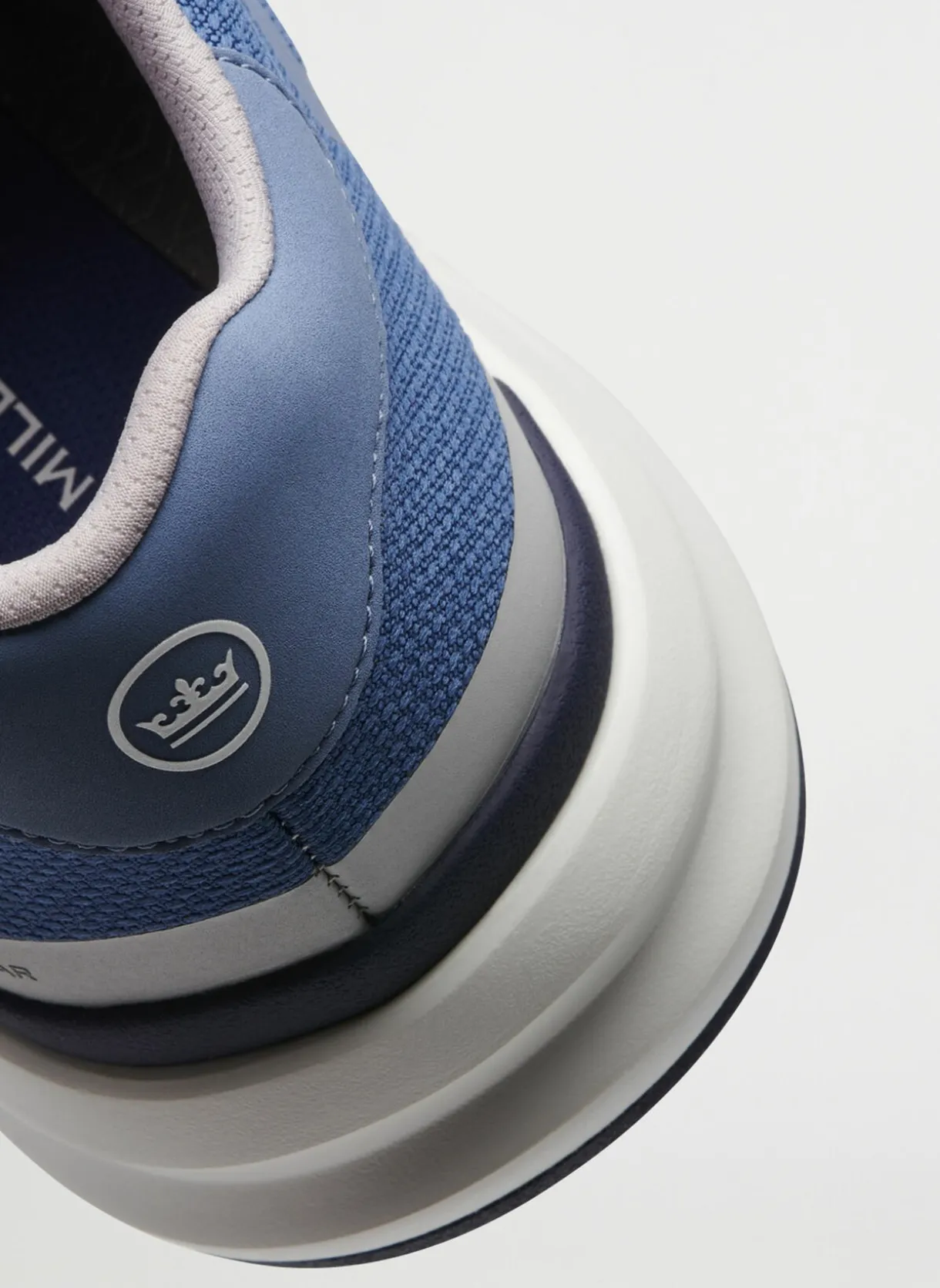 Camberfly Sneaker