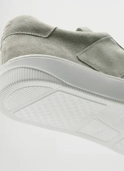 Vantage Suede Sneaker