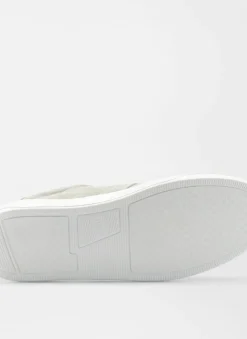 Vantage Suede Sneaker